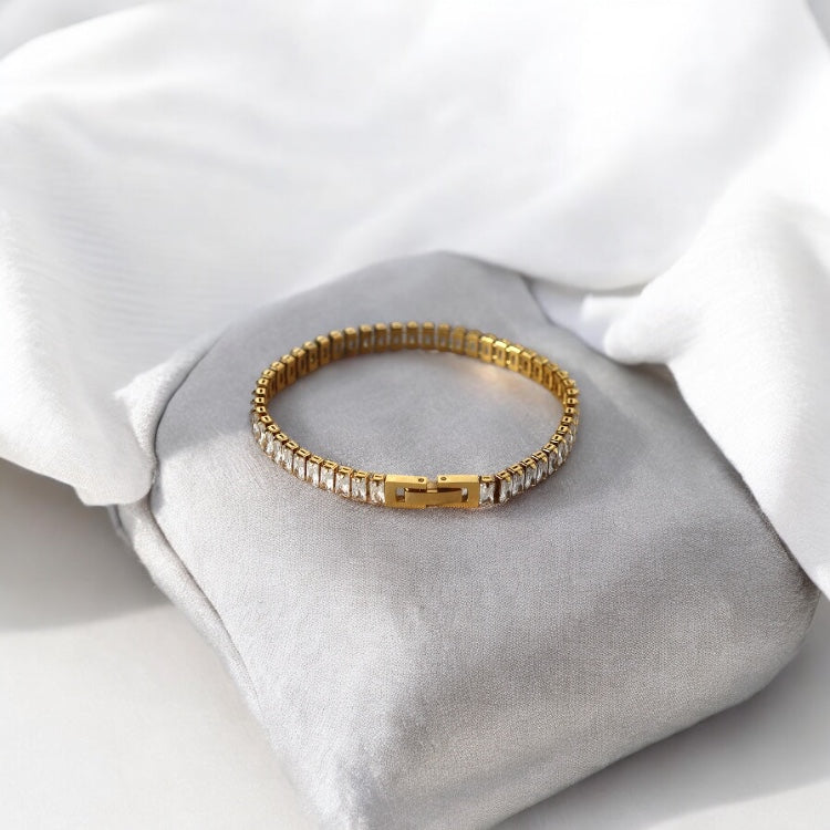 Crest Bracelet (Gold)